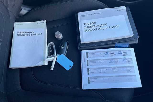 Hyundai TUCSON 1.6 h T-GDi Premium SUV 5dr Petrol Hybrid Auto Euro 6 (s/s) (230 ps) Blue