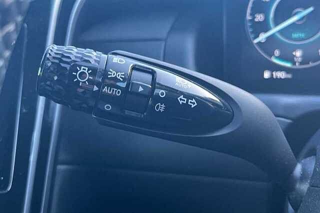 Hyundai TUCSON 1.6 h T-GDi Premium SUV 5dr Petrol Hybrid Auto Euro 6 (s/s) (230 ps) Blue