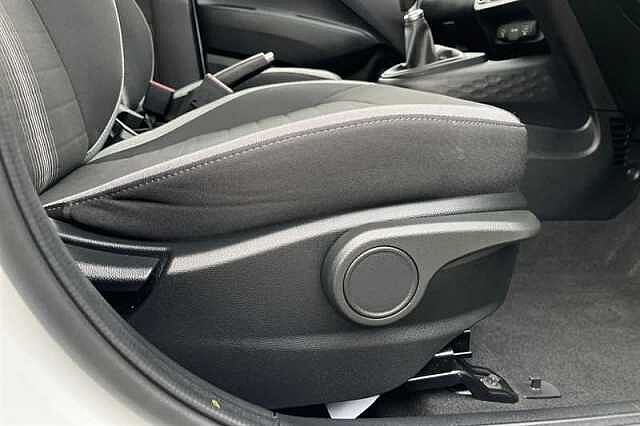 Hyundai I10 1.0 Advance Hatchback 5dr Petrol Manual Euro 6 (s/s) (63 ps) White