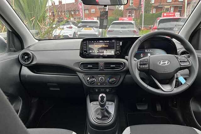 Hyundai I10 1.0 Advance Hatchback 5dr Petrol Auto Euro 6 (s/s) (63 ps) White