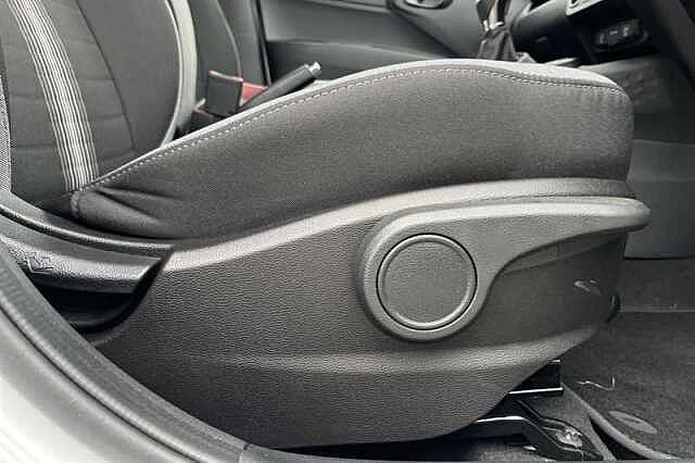 Hyundai I10 1.0 Advance Hatchback 5dr Petrol Auto Euro 6 (s/s) (63 ps) White