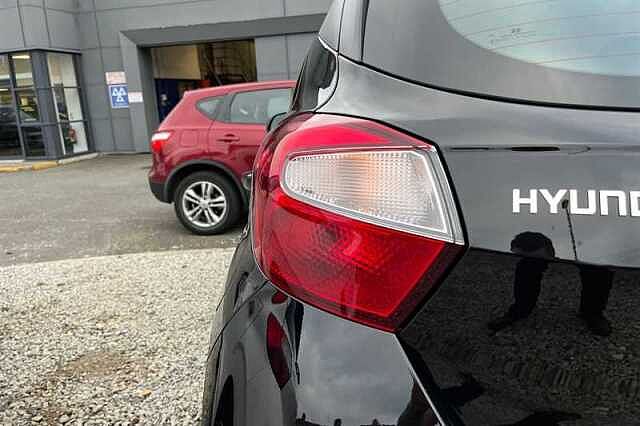 Hyundai I10 1.2 Advance Hatchback 5dr Petrol Auto Euro 6 (s/s) (79 ps) Black