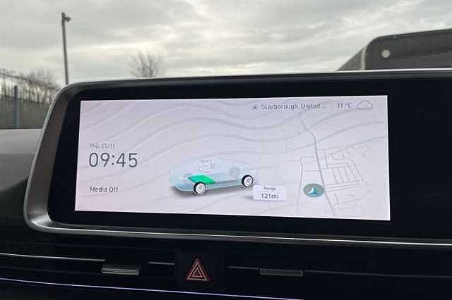 Hyundai IONIQ 6 77.4kWh Ultimate Saloon 4dr Electric Auto (228 ps) Blue