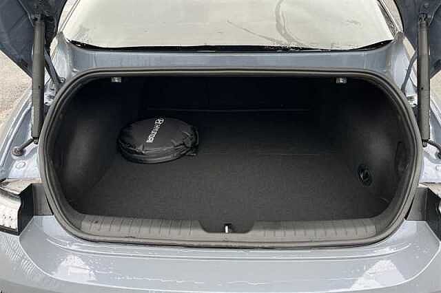 Hyundai IONIQ 6 77.4kWh Ultimate Saloon 4dr Electric Auto (228 ps) Blue