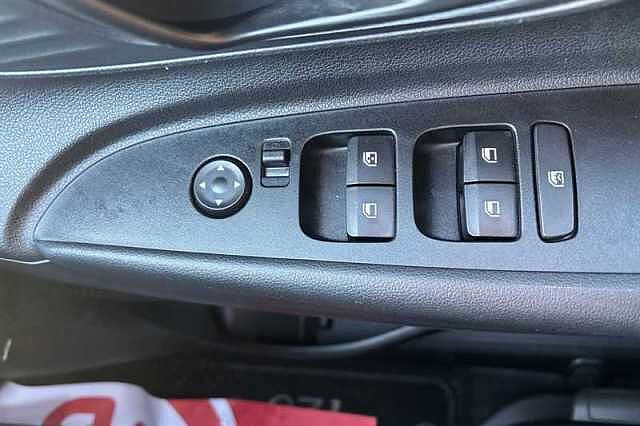 Hyundai I20 1.0 T-GDi Advance Hatchback 5dr Petrol DCT Euro 6 (s/s) (100 ps) Red