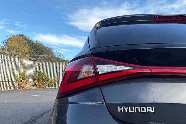 Hyundai I20 1.0 T-GDi Black Line Hatchback 5dr Petrol DCT Euro 6 (s/s) (90 ps) Grey