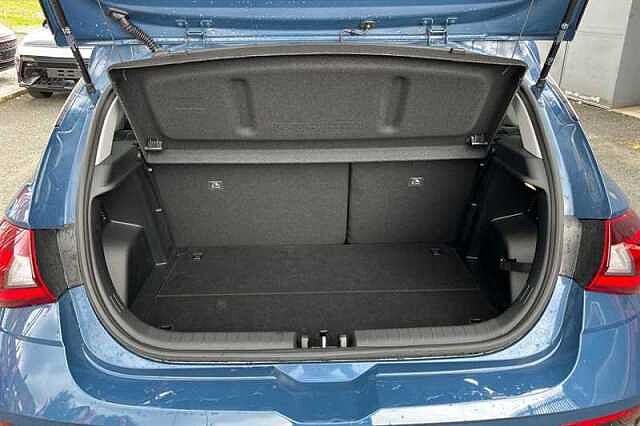 Hyundai I20 1.0 T-GDi Tech Line Hatchback 5dr Petrol DCT Euro 6 (s/s) (90 ps) Blue