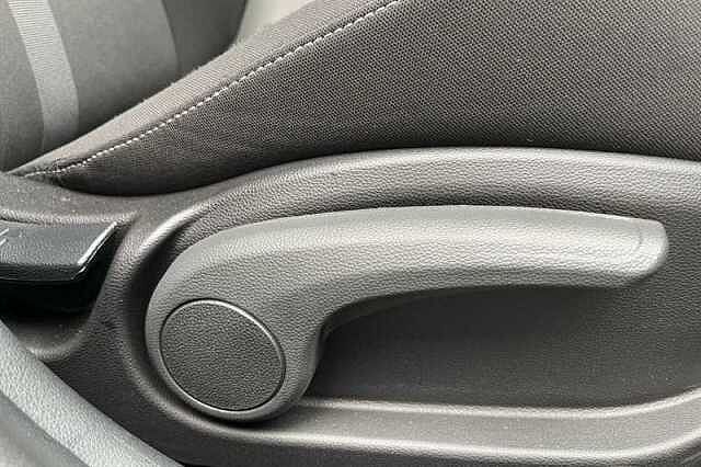 Hyundai I20 1.0 T-GDi Tech Line Hatchback 5dr Petrol DCT Euro 6 (s/s) (90 ps) Blue