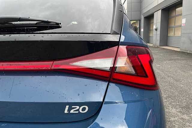 Hyundai I20 1.0 T-GDi Tech Line Hatchback 5dr Petrol DCT Euro 6 (s/s) (90 ps) Blue