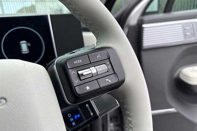 Hyundai SANTA FE 1.6 T-GDi 13.8kWh Ultimate SUV 5dr Petrol Plug-in Hybrid Auto 4WD Euro 6 (s/s) ( Silver
