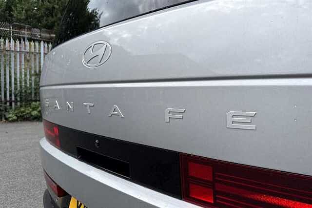 Hyundai SANTA FE 1.6 T-GDi 13.8kWh Ultimate SUV 5dr Petrol Plug-in Hybrid Auto 4WD Euro 6 (s/s) ( Silver