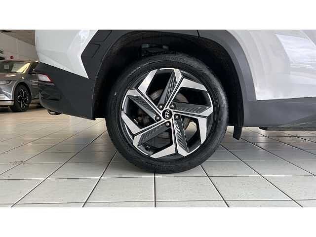 Hyundai TUCSON 1.6 TGDi Hybrid 230 Premium 5dr 2WD Auto White