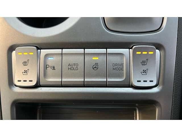 Hyundai KONA 150kW Premium SE 64kWh 5dr Auto WHITE