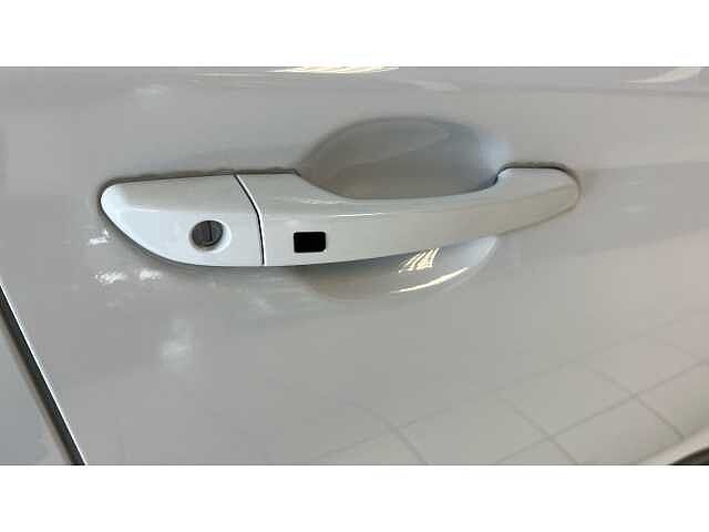 Hyundai KONA 150kW Premium SE 64kWh 5dr Auto WHITE