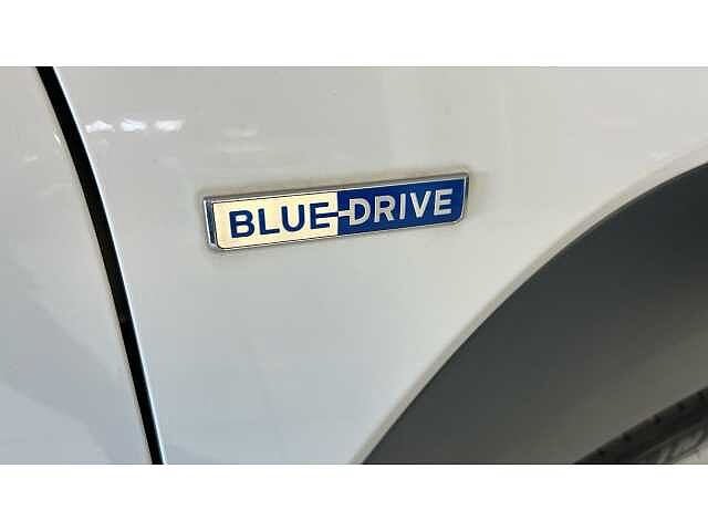 Hyundai KONA 150kW Premium SE 64kWh 5dr Auto WHITE