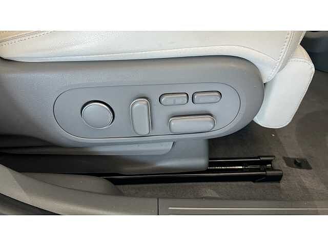 Hyundai IONIQ 5 160kW Ultimate 73 kWh 5dr Auto Gold