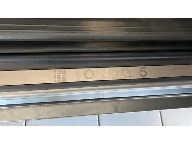 Hyundai IONIQ 5 160kW Ultimate 73 kWh 5dr Auto Gold