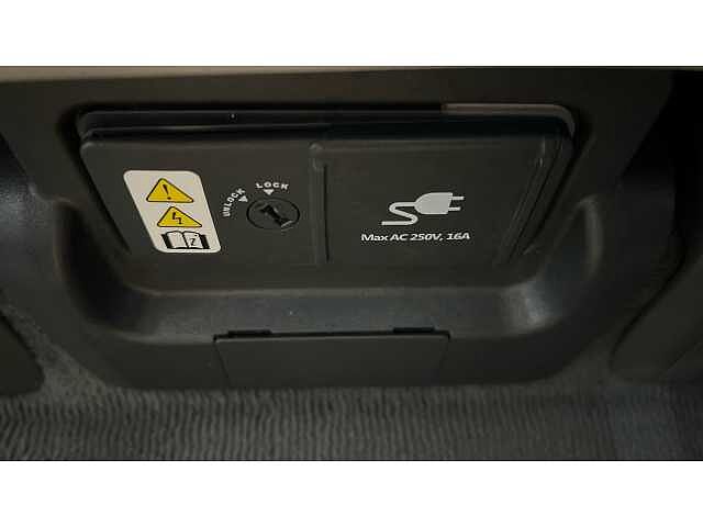 Hyundai IONIQ 5 160kW Ultimate 73 kWh 5dr Auto Gold