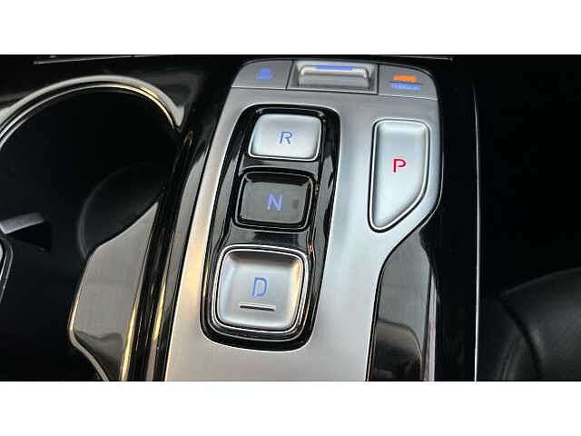 Hyundai TUCSON 1.6 TGDi Plug-in Hybrid Ultimate 5dr 4WD Auto GREY
