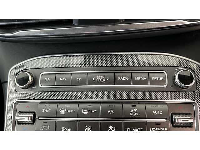 Hyundai SANTA FE 1.6 TGDi Plug-in Hybrid Ultimate 5dr 4WD Auto Grey