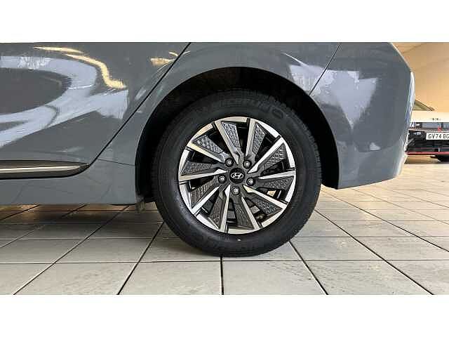 Hyundai Ioniq IONIQ 100kW Premium 38kWh 5dr Auto