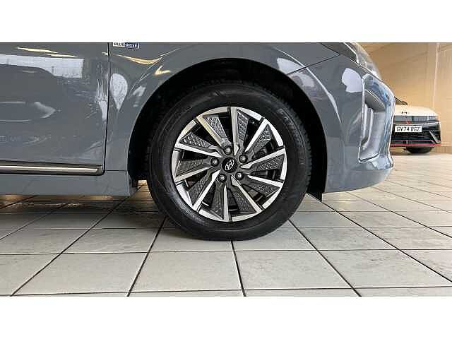 Hyundai Ioniq IONIQ 100kW Premium 38kWh 5dr Auto