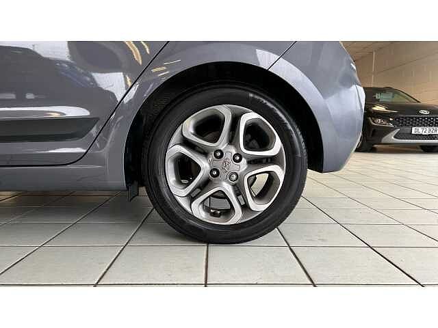 Hyundai i20 I20 1.2 MPi Premium Nav 5dr