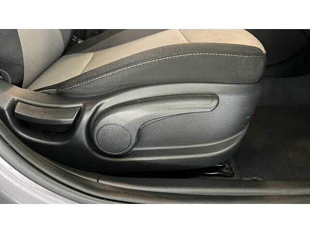 Hyundai i20 I20 1.2 MPi Premium Nav 5dr