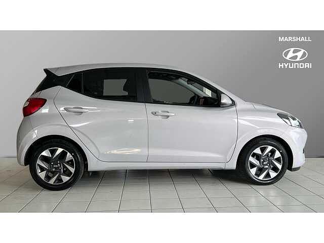 Hyundai I10 i10 5Dr HAT 1.0 MPi 63ps Advance NAV Lumen Gray