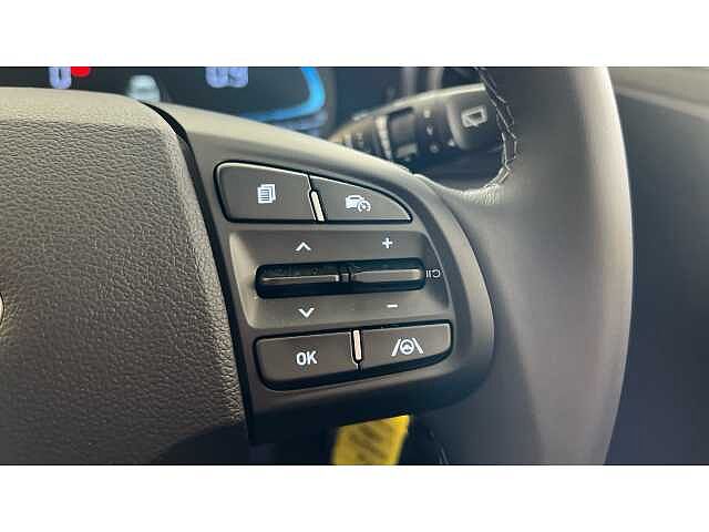 Hyundai I10 i10 5Dr HAT 1.0 MPi 63ps Advance NAV Lumen Gray