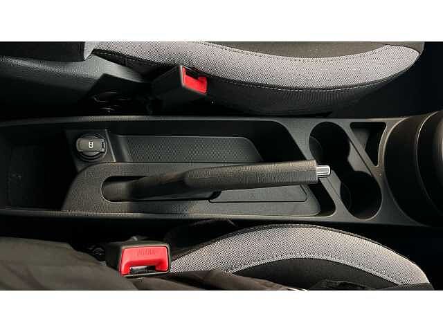 Hyundai I10 i10 5Dr HAT 1.0 MPi 63ps Advance NAV Lumen Gray
