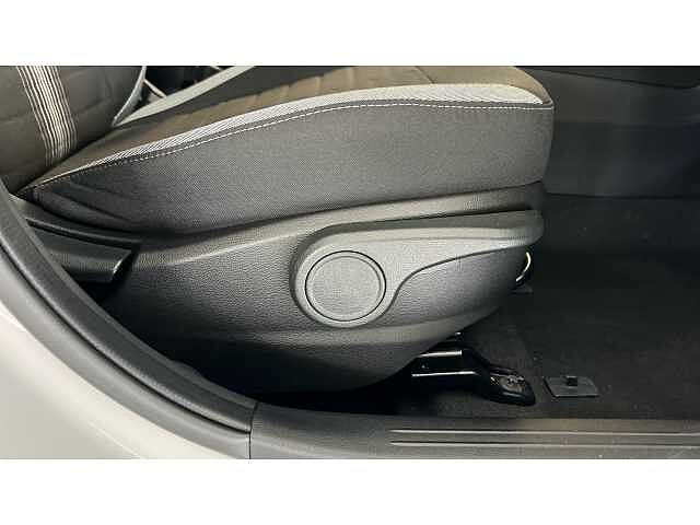 Hyundai I10 i10 5Dr HAT 1.0 MPi 63ps Advance NAV Lumen Gray