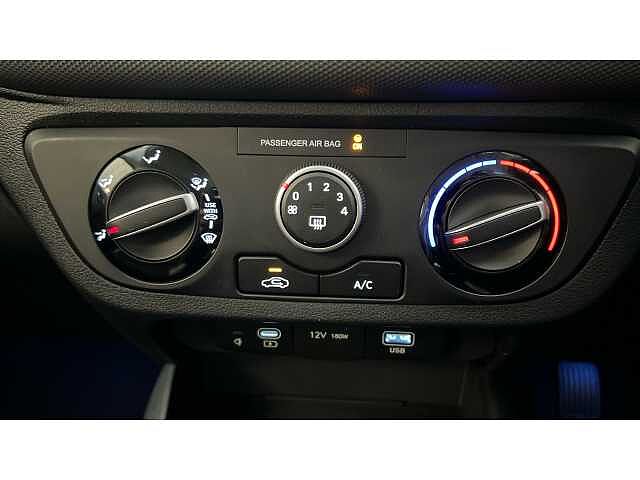 Hyundai I10 i10 5Dr HAT 1.0 MPi 63ps Advance NAV Lumen Gray