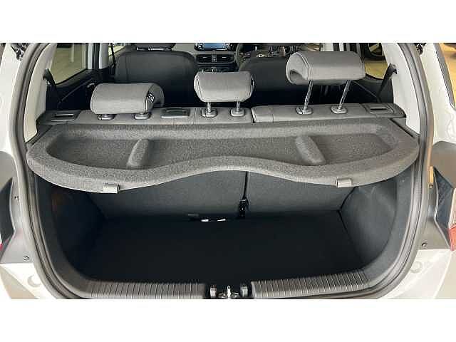 Hyundai I10 i10 5Dr HAT 1.0 MPi 63ps Advance NAV Lumen Gray