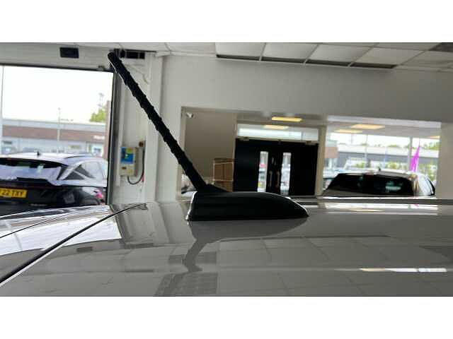 Hyundai I10 i10 5Dr HAT 1.0 MPi 63ps Advance NAV Lumen Gray