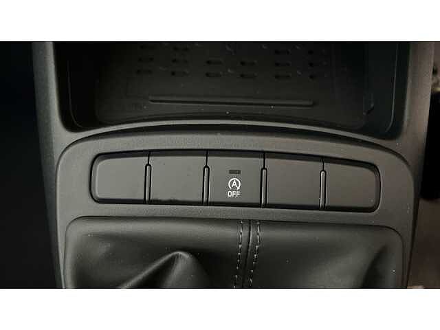 Hyundai I10 i10 5Dr HAT 1.0 MPi 63ps Advance NAV Lumen Gray