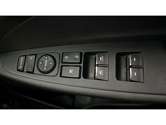 Hyundai TUCSON 1.6 CRDi 48V MHD 136 N Line 5dr 2WD GREY