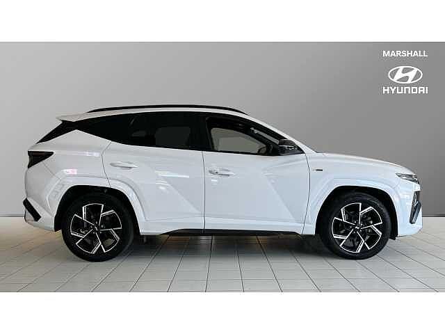 Hyundai TUCSON 1.6T Hybrid N Line S 5dr Auto White