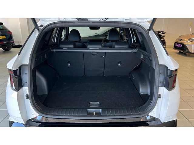 Hyundai TUCSON 1.6T Hybrid N Line S 5dr Auto White