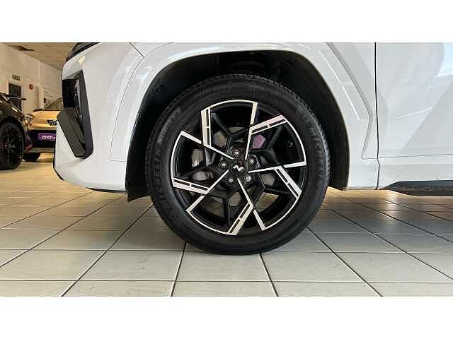 Hyundai TUCSON 1.6T Hybrid N Line S 5dr Auto White