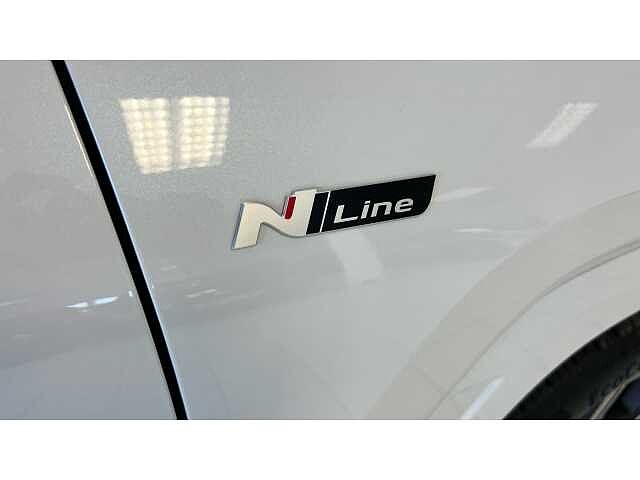 Hyundai TUCSON 1.6T Hybrid N Line S 5dr Auto White