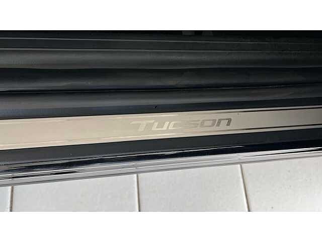 Hyundai TUCSON 1.6 TGDi Hybrid 230 N Line S 5dr 2WD Auto Black