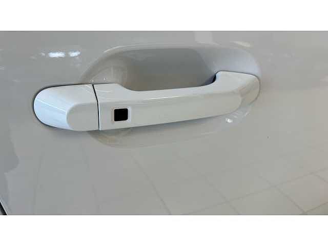 Hyundai INSTER 85kW 02 49kWh 5dr Auto White