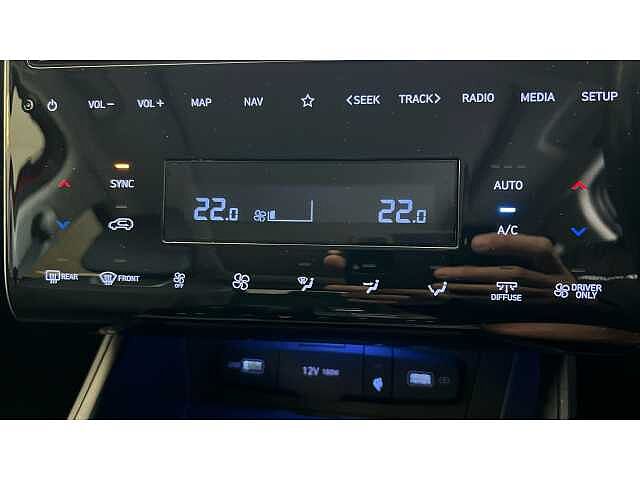 Hyundai TUCSON 1.6 TGDi Plug-in Hybrid Ultimate 5dr 4WD Auto Red
