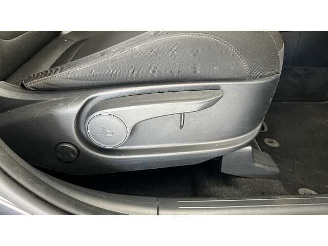 Hyundai TUCSON 1.6 TGDi Hybrid 230 SE Connect 5dr 2WD Auto GREY