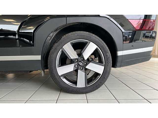 Hyundai SANTA FE 1.6 TGDi 239 Hybrid Ultimate 5dr Auto Black