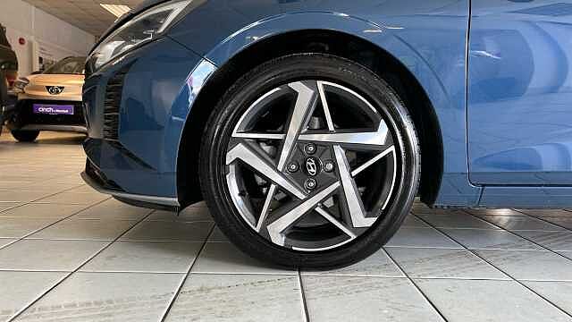 Hyundai I20 1.0T GDi 90 Tech Line 5dr DCT Vibrant Blue