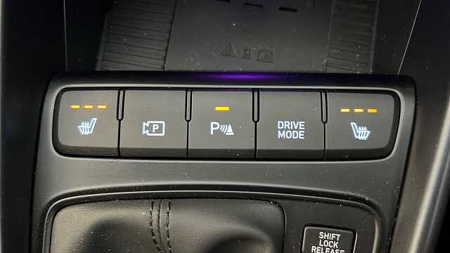 Hyundai I20 1.0T GDi 90 Tech Line 5dr DCT Vibrant Blue