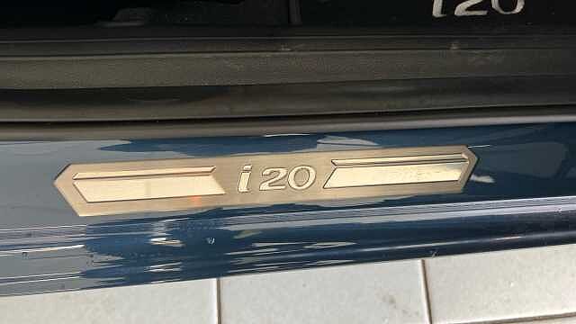 Hyundai I20 1.0T GDi 90 Tech Line 5dr DCT Vibrant Blue