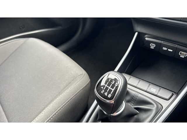 Hyundai I20 1.0T GDi Advance 5dr WHITE